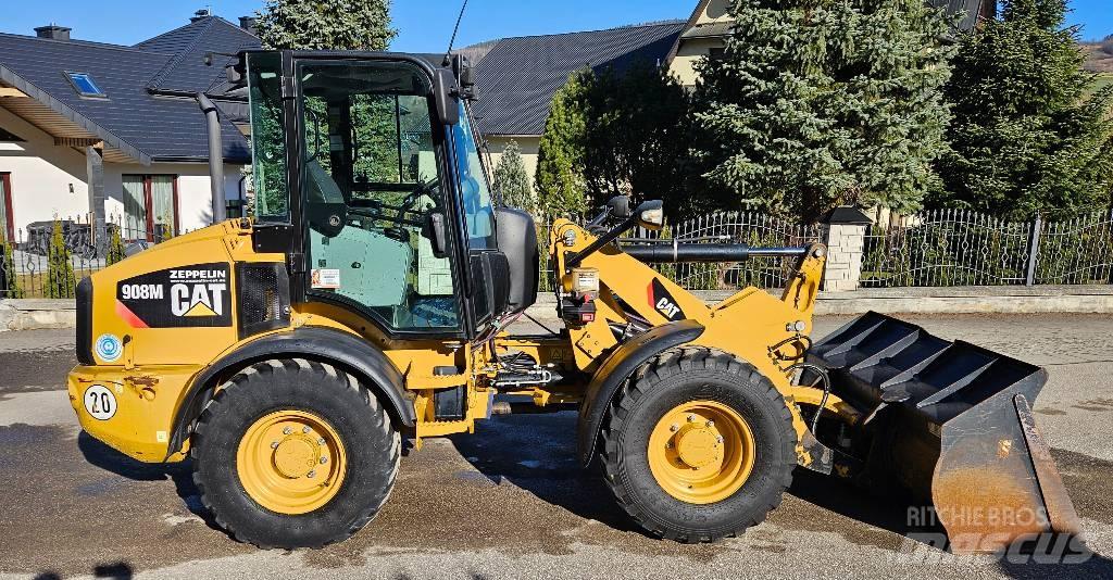 CAT 908 M Колесни товарачи