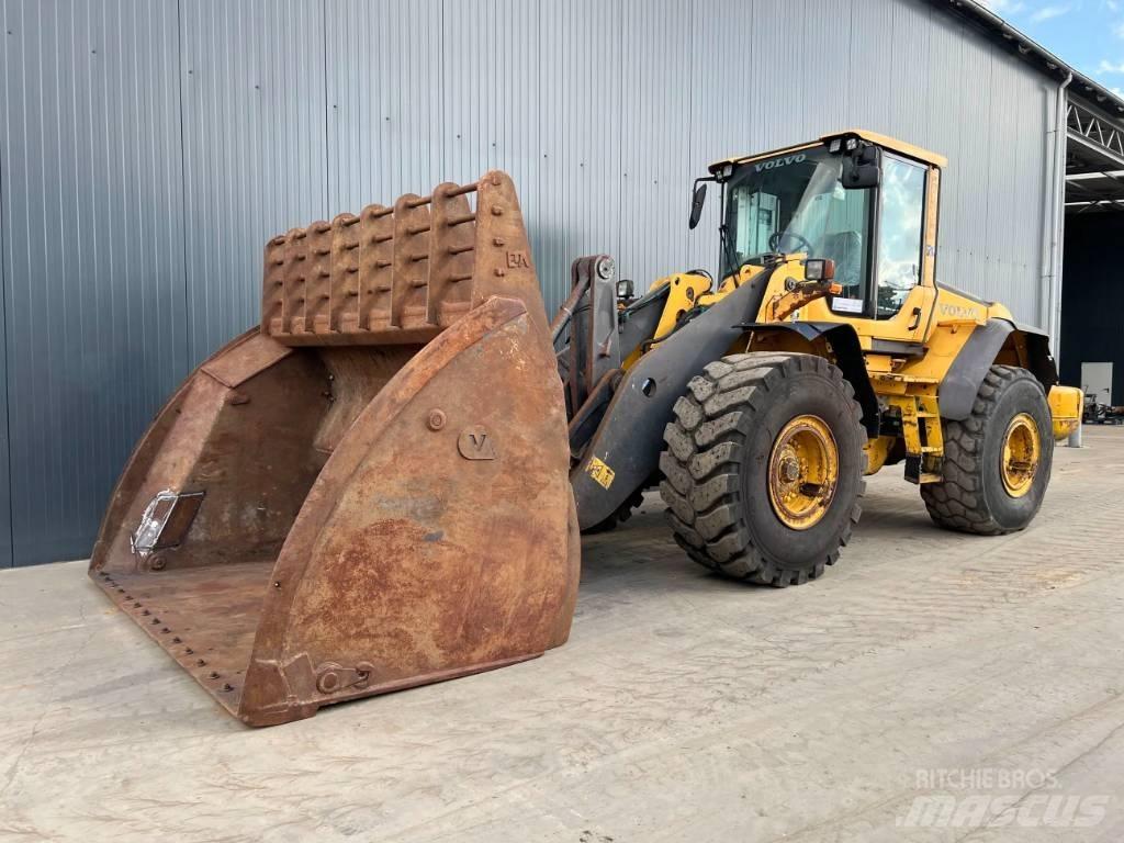 Volvo L120F Колесни товарачи