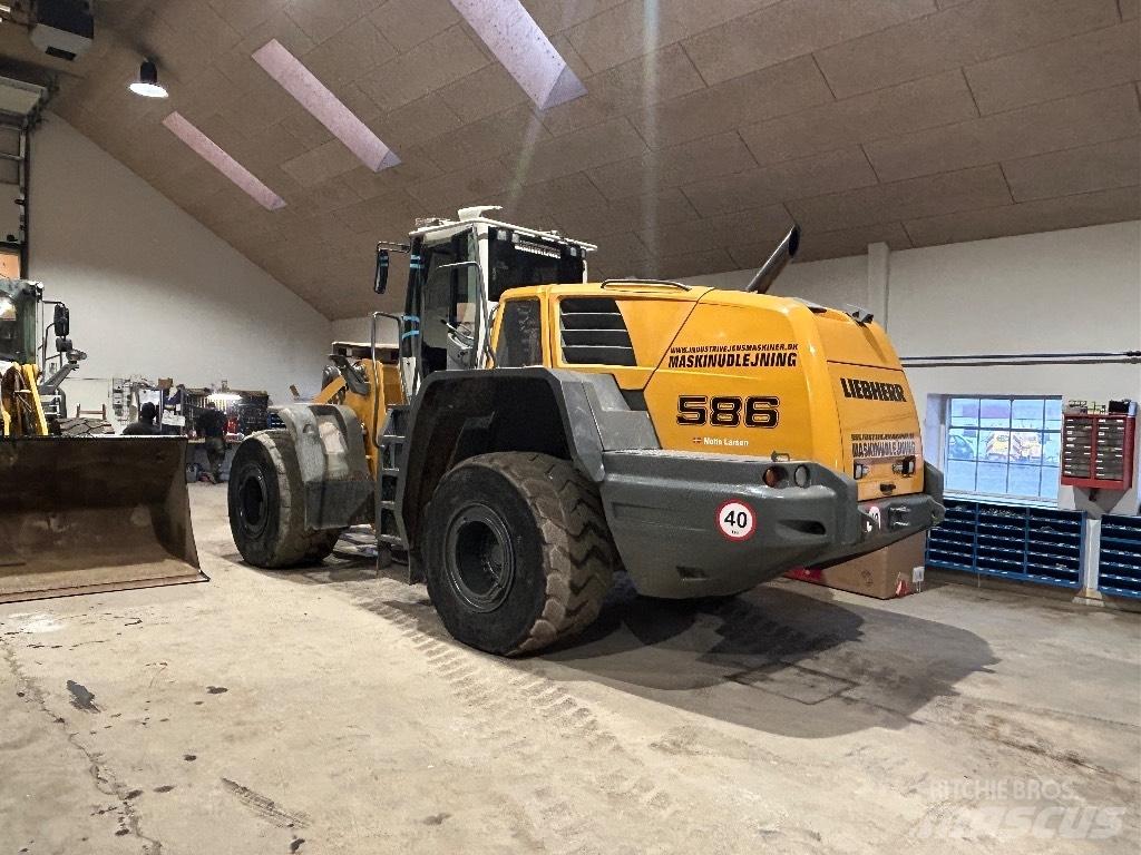 Liebherr L 586 Колесни товарачи