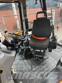 JCB 4CX Pro Товарач със заден ексватор
