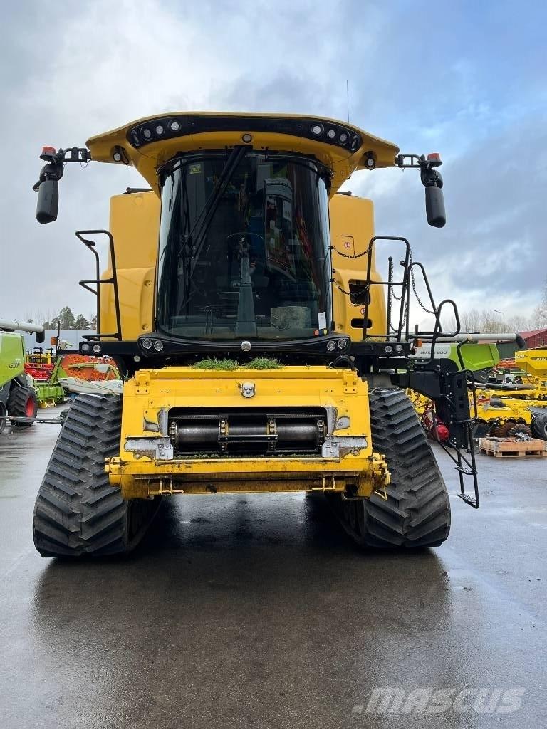 New Holland CR 9.90 Комбайни