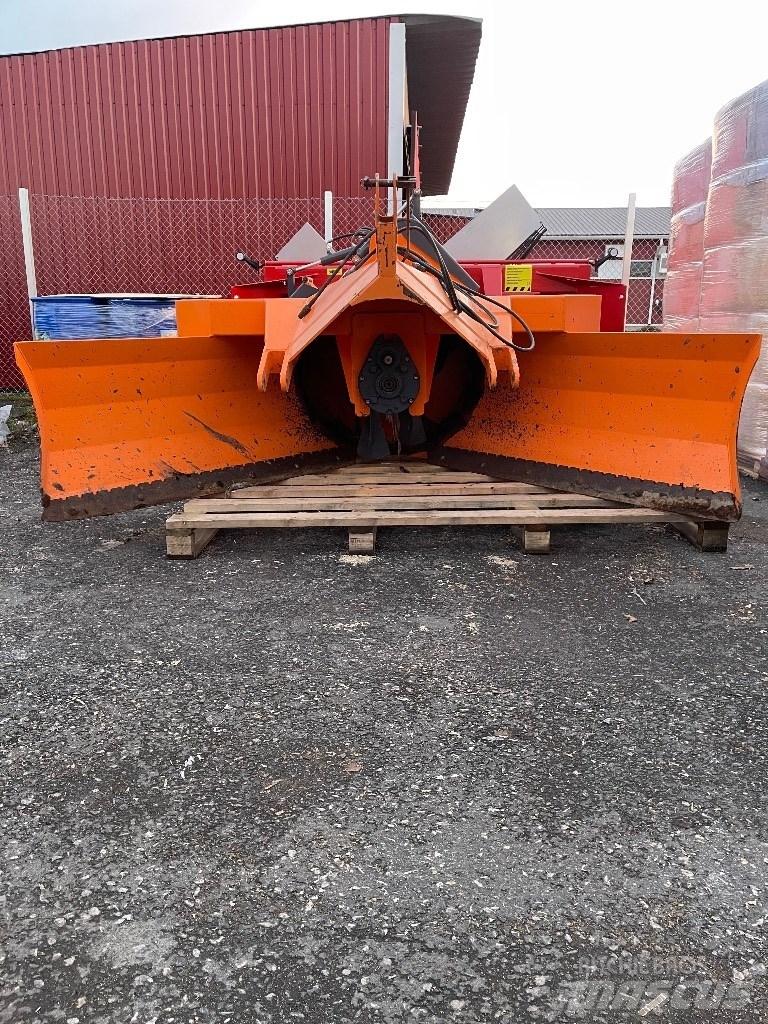  BKMachine Sb 270 Снегохвъргачки
