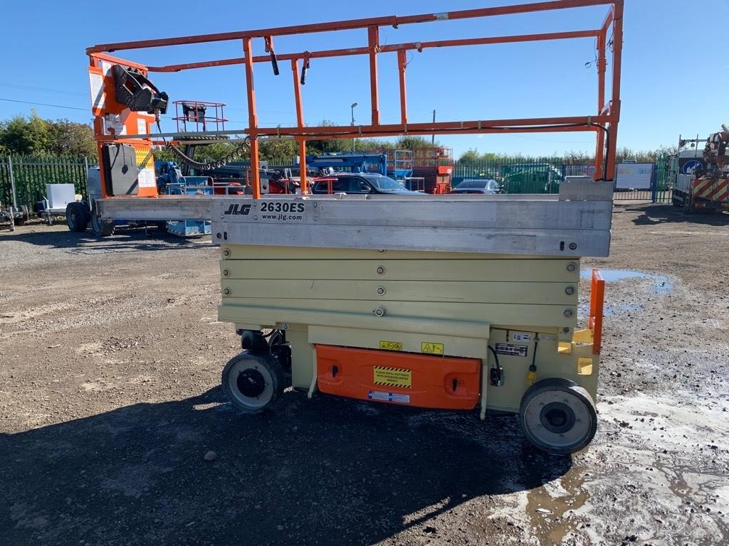 JLG ES2630 Ножични работни платформи