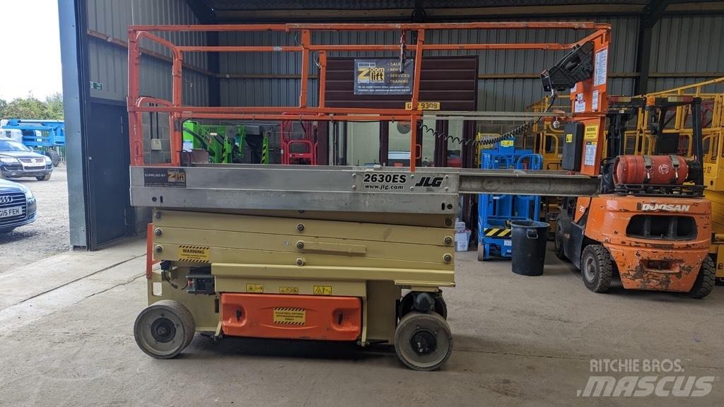 JLG ES2630 Ножични работни платформи