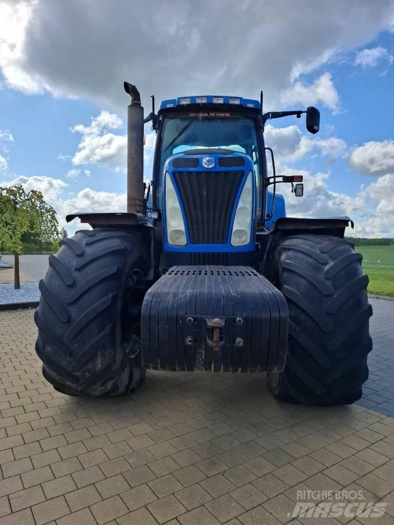 New Holland T 8050 Трактори