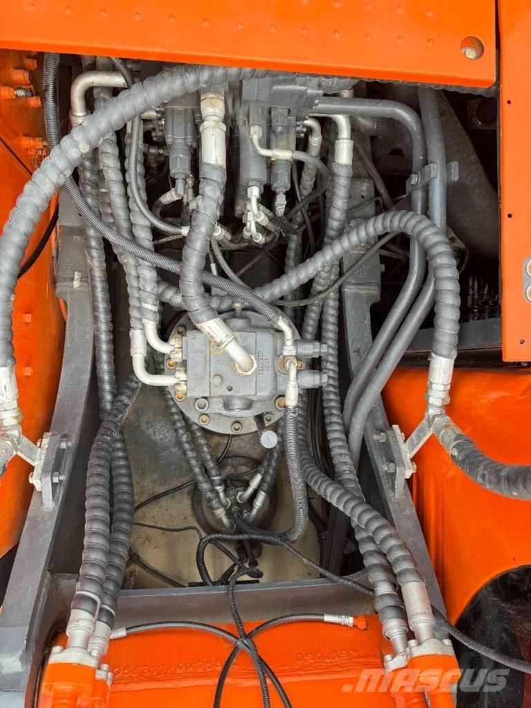 Doosan DX 300 Верижен екскаватор