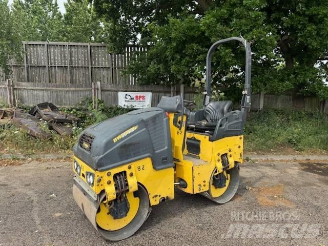 Bomag BW 80 AD-5 Двойни барабанни ролки
