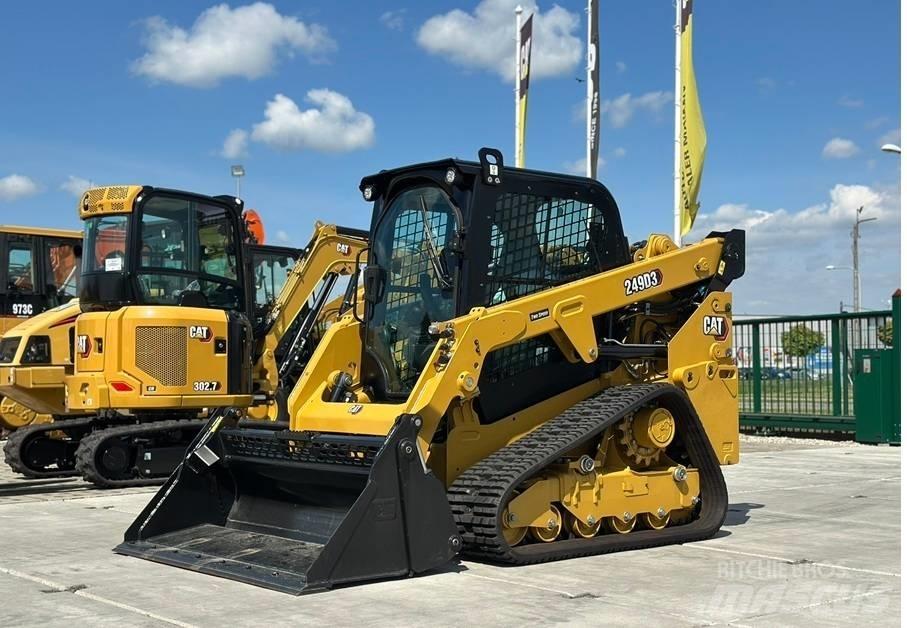 CAT 249D3 Верижен товарач