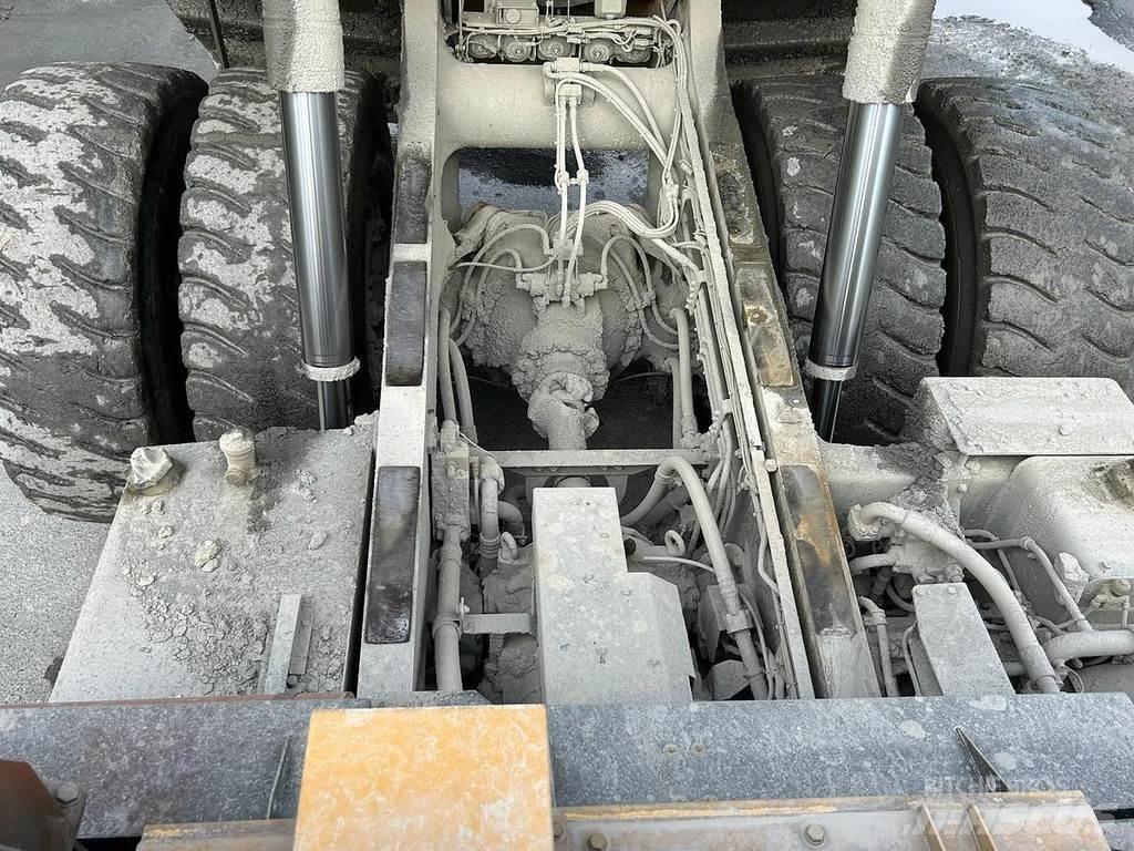 Komatsu HD605-7 Странични самосвали