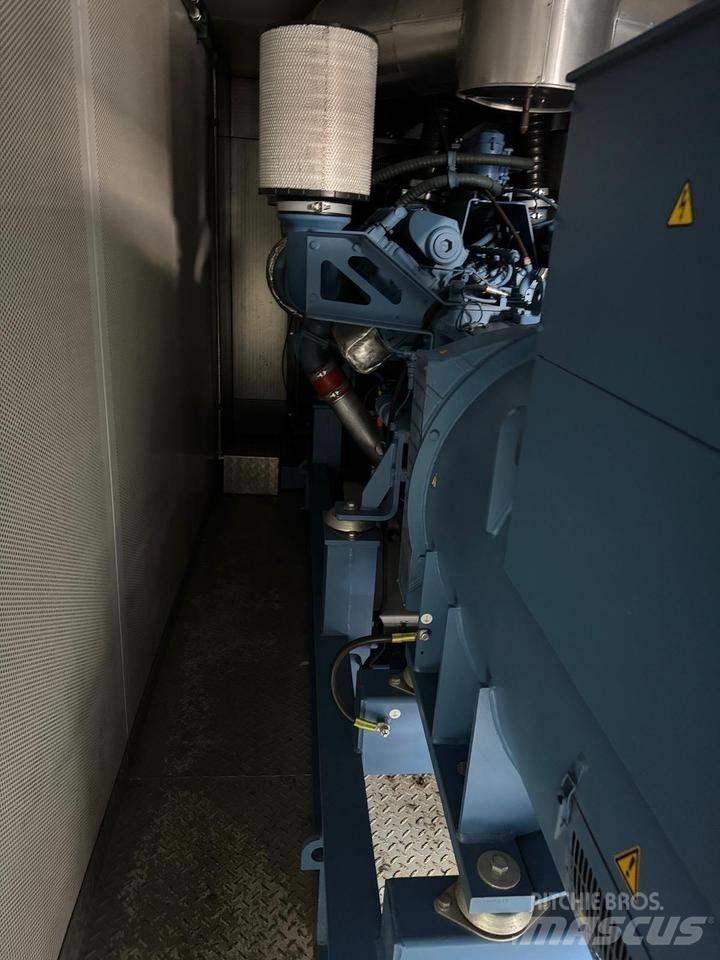 MTU 1000 KVA Дизелови генератори

