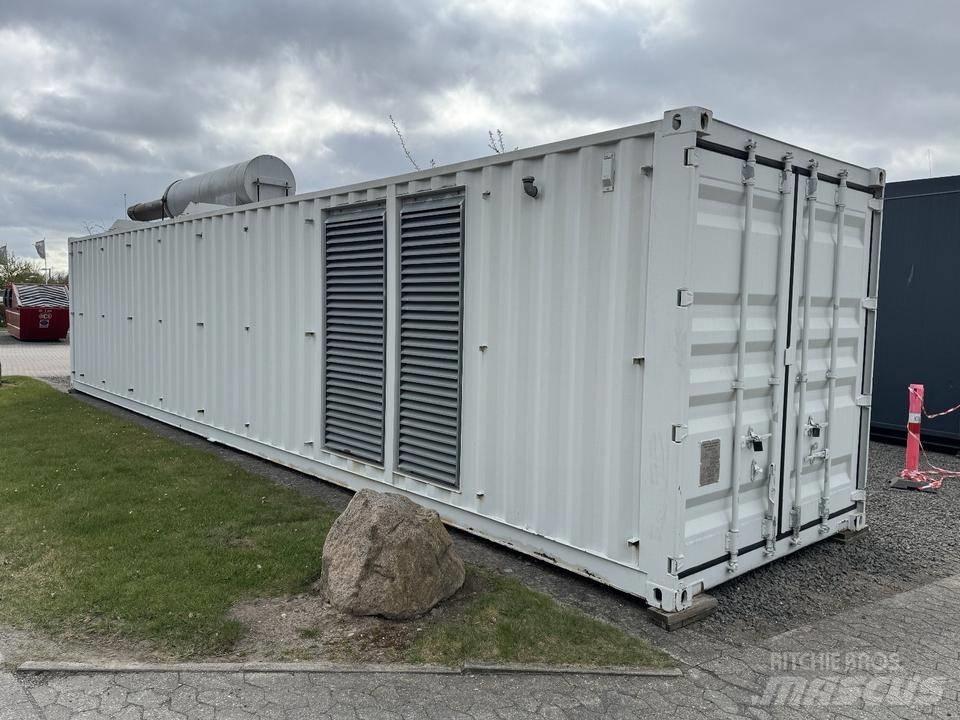 MTU 1000 KVA Дизелови генератори

