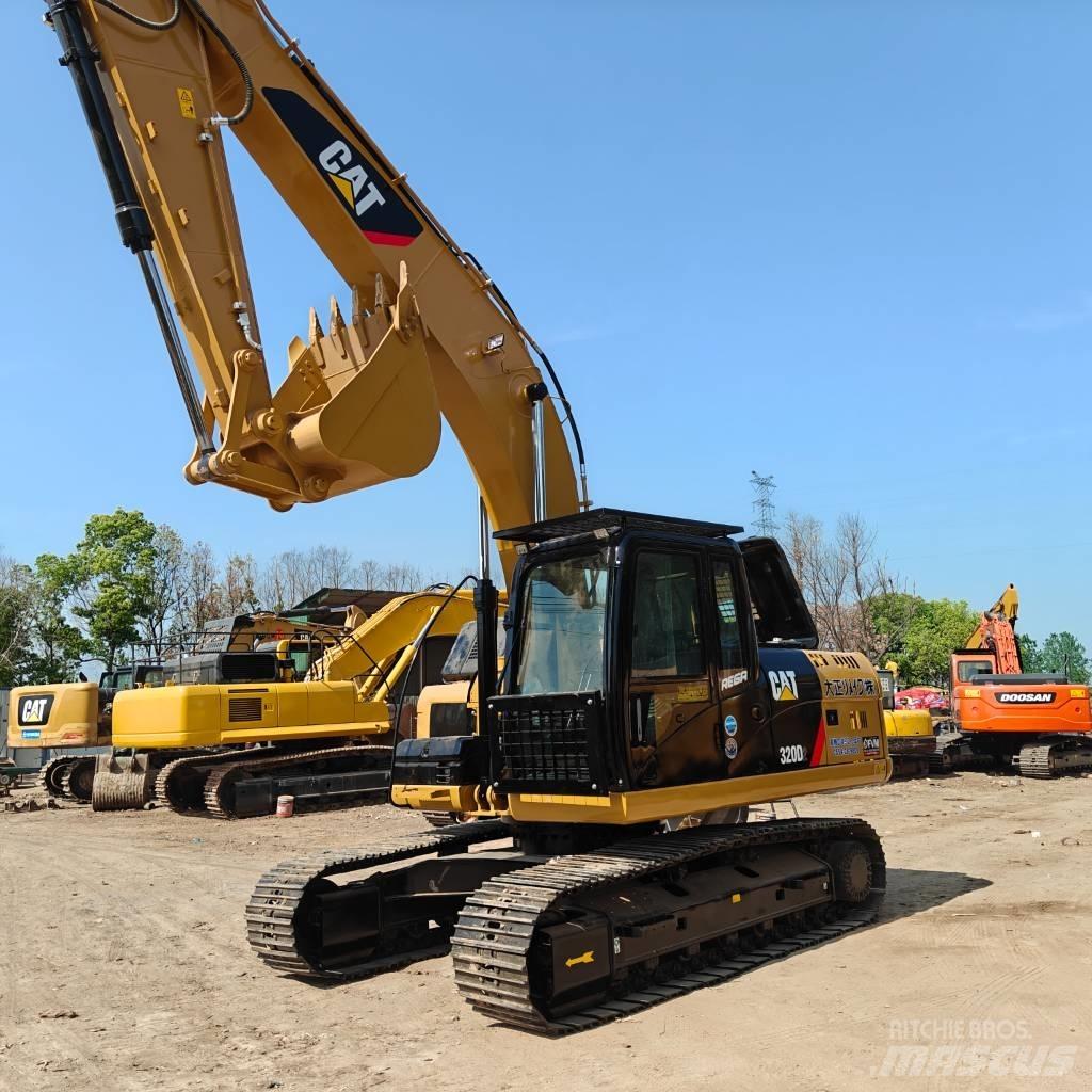 CAT 320D2 Верижен екскаватор