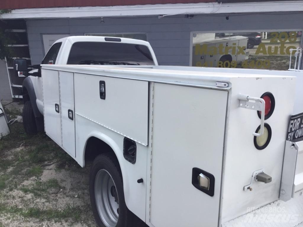 Ford F 550 XL SD Общински/универсални превозни средства
