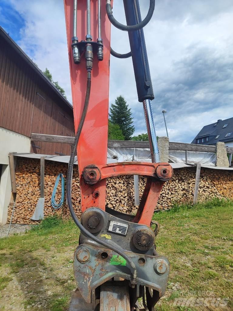 Kubota KX 080-4 Средни екскаватори 7т - 12т