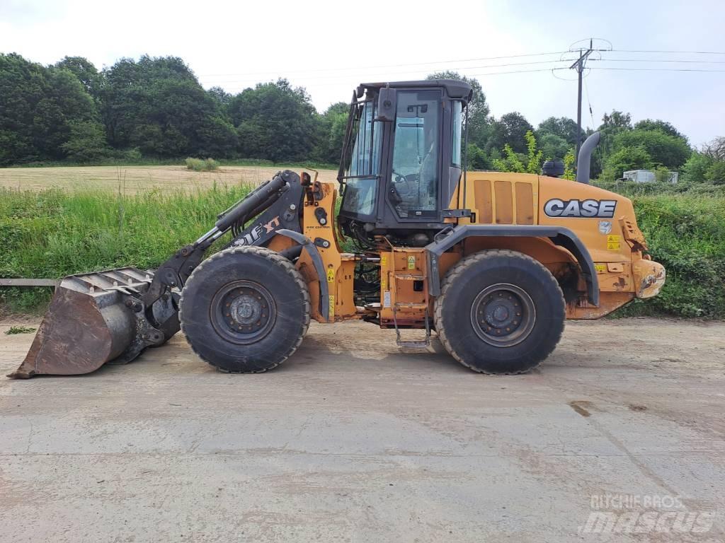 CASE 621 F XT Колесни товарачи