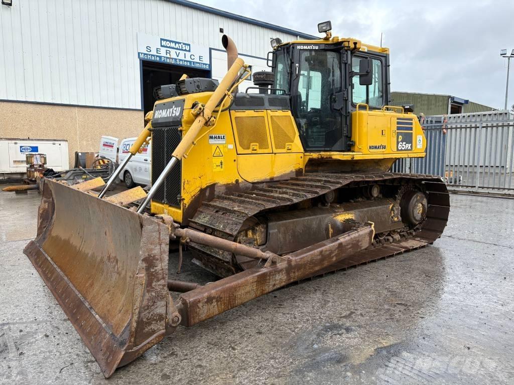 Komatsu D65PX-18 Верижни булдозери
