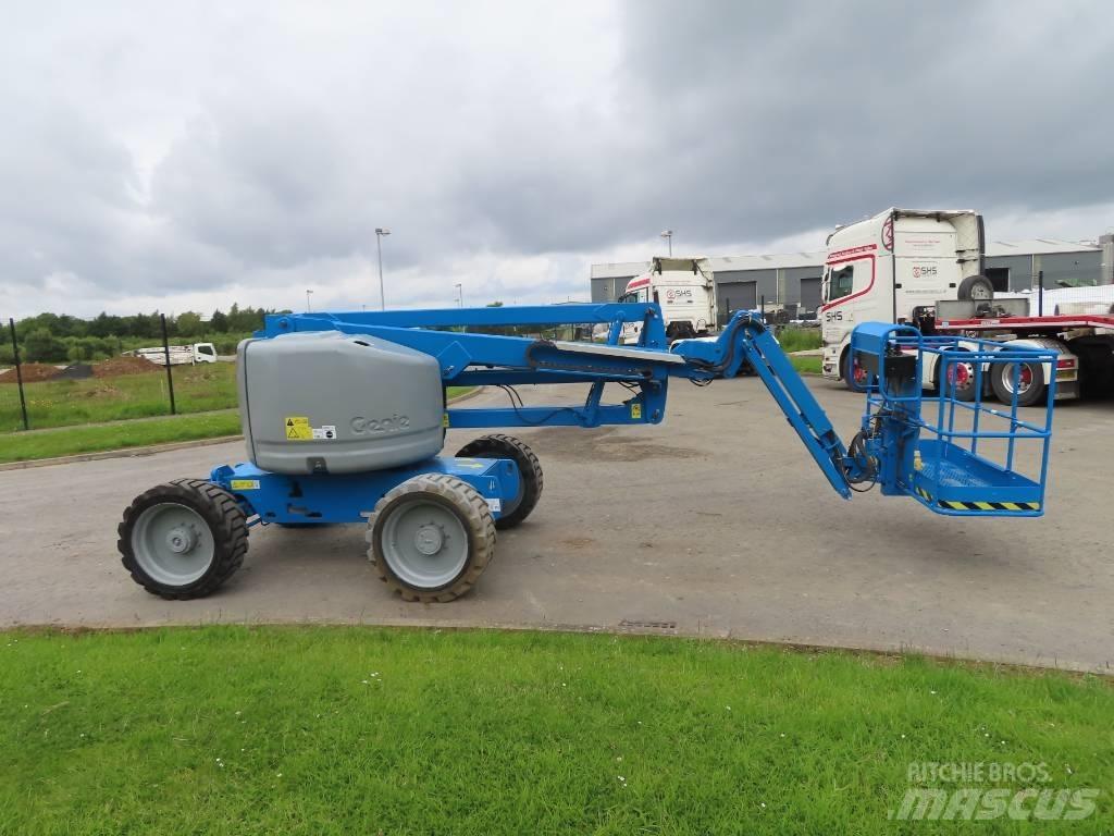 Genie Z 45/25 J Съчленени стрелови подемници