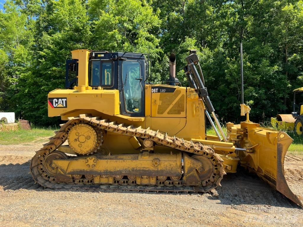 CAT D 6 T LGP VP Верижни булдозери
