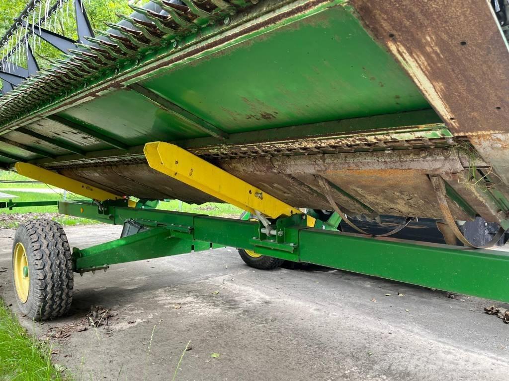John Deere W 440 Комбайни