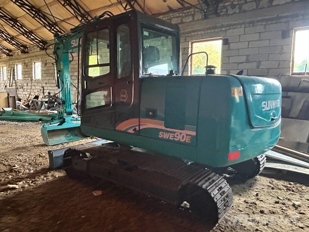 Sunward SWE 90 E Средни екскаватори 7т - 12т