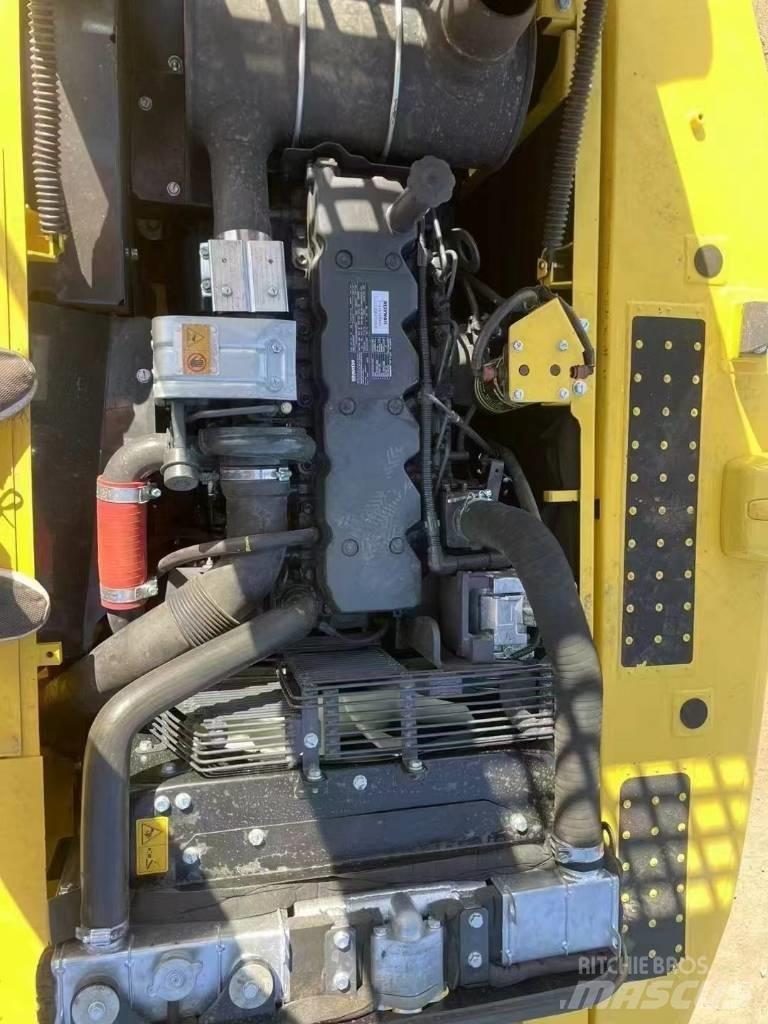 Komatsu 210LC-8 Верижен екскаватор