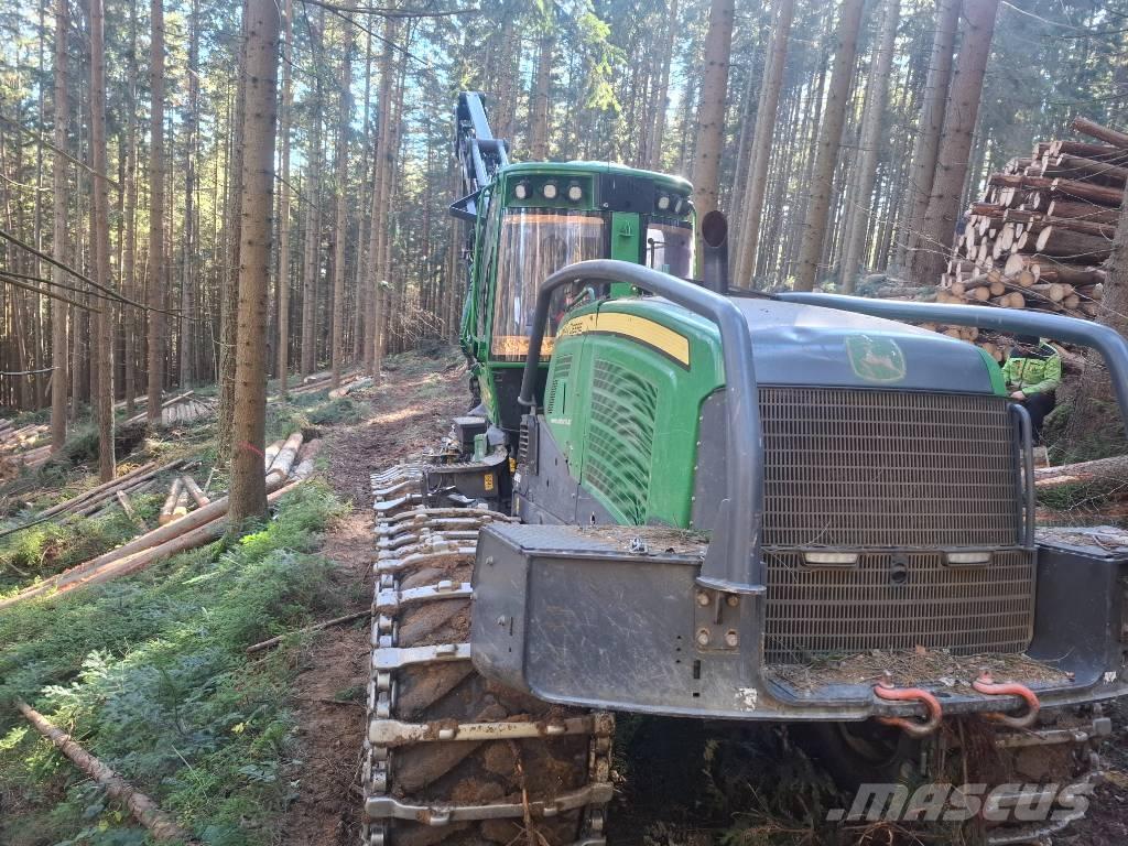 John Deere 1170G Харвестери