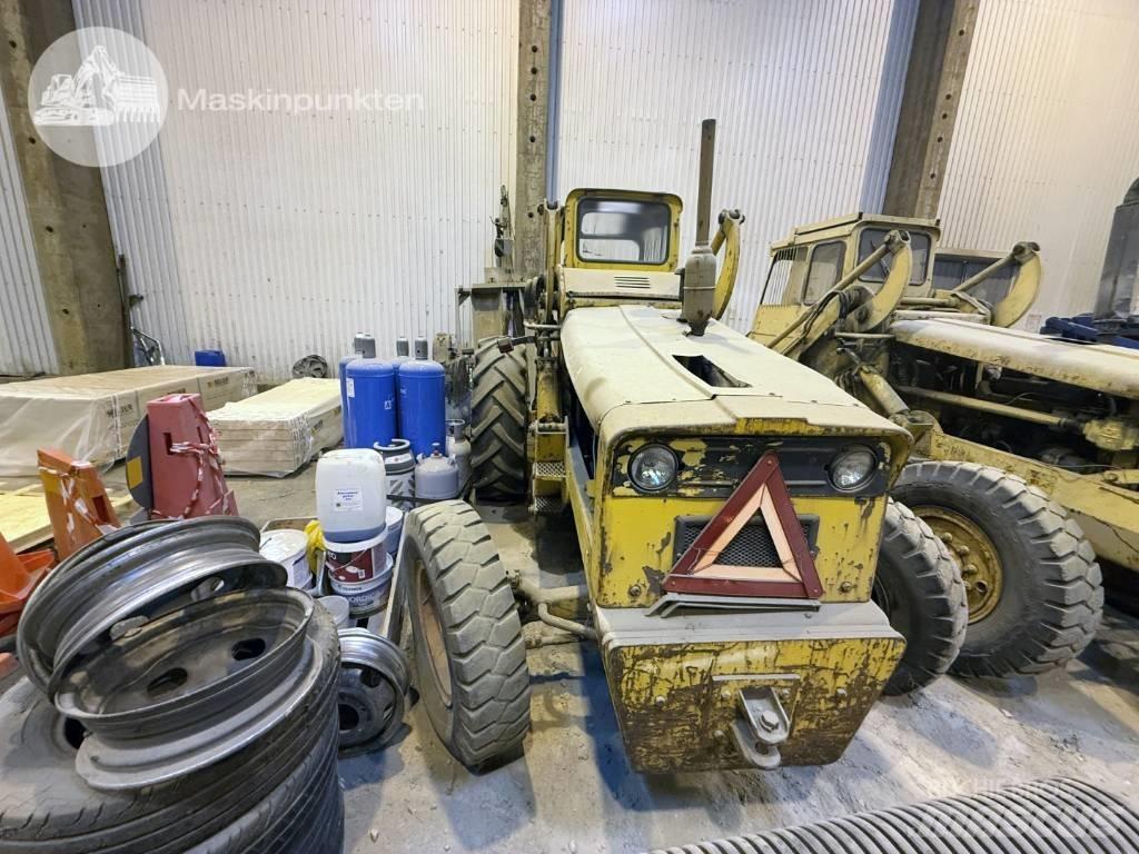 Volvo BM 218 Колесни товарачи