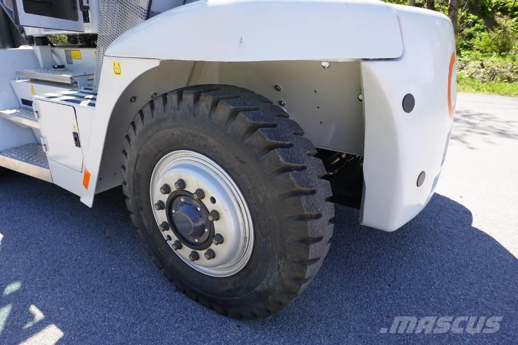 Konecranes F12-600 Дизелови камиони