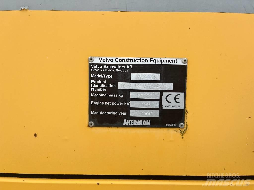 Åkerman EW230B Колесни екскаватори