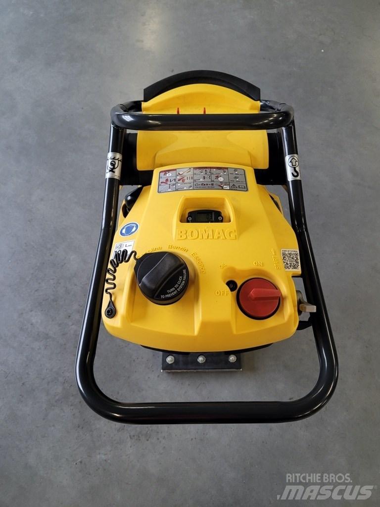 Bomag BT60 Уплътнители за плочи
