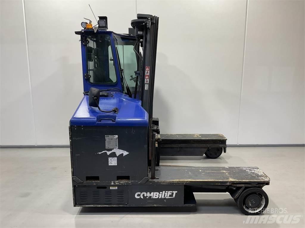 Combilift C5000ET Повдигач с движение в 4 посоки