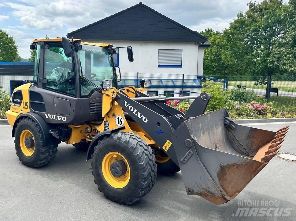 Volvo L 25 Electric Колесни товарачи