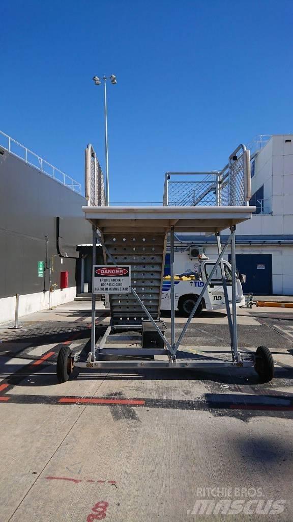  PASSENGER STAIRS Обработка на материали - други