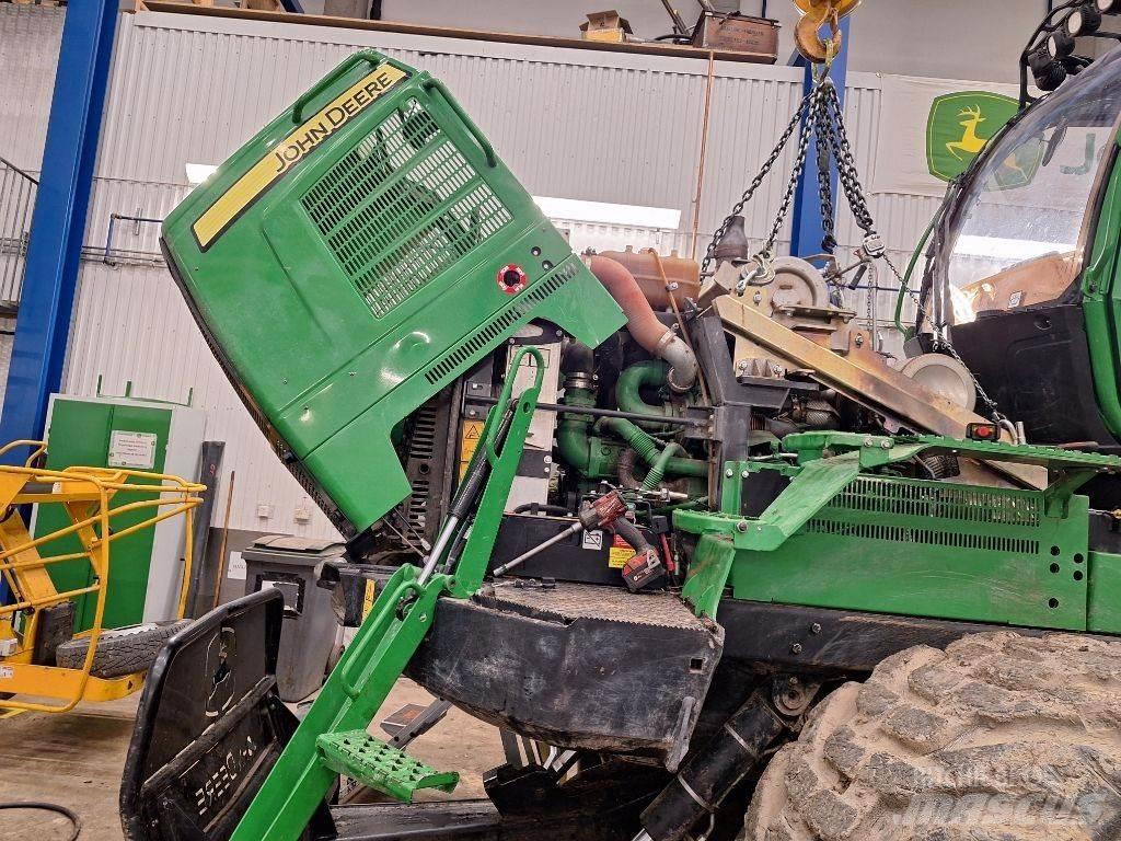 John Deere 1910 Форуардери