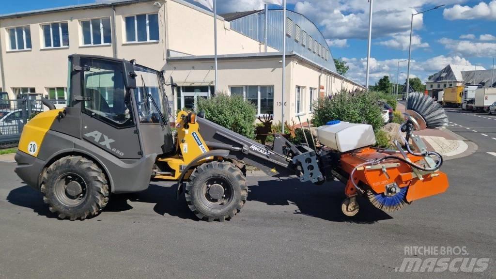 Mecalac AX 850 Колесни товарачи