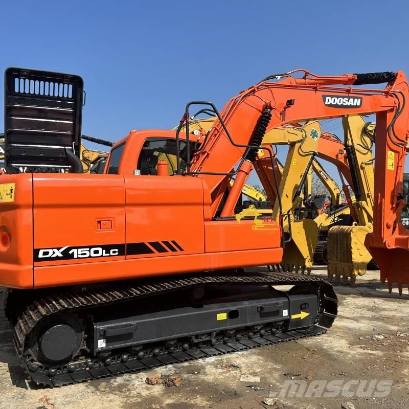 Doosan DX150 Верижен екскаватор