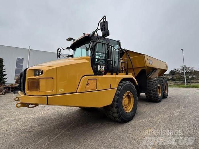 CAT 730 Дъмпери/моторни превозни средства