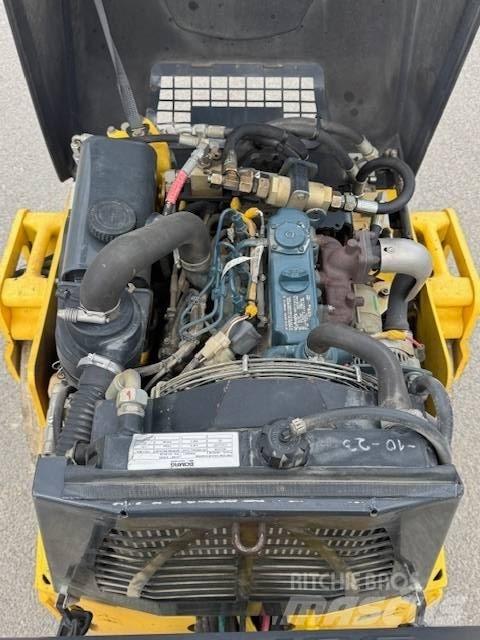 Bomag BW 100 AD M-5 Двойни барабанни ролки
