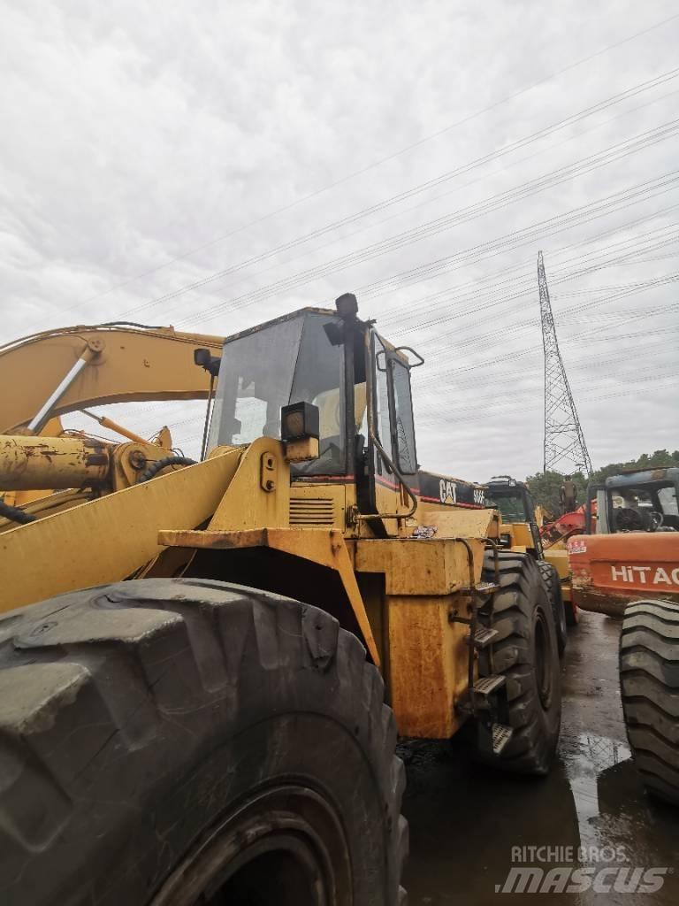 CAT 966F Колесни товарачи
