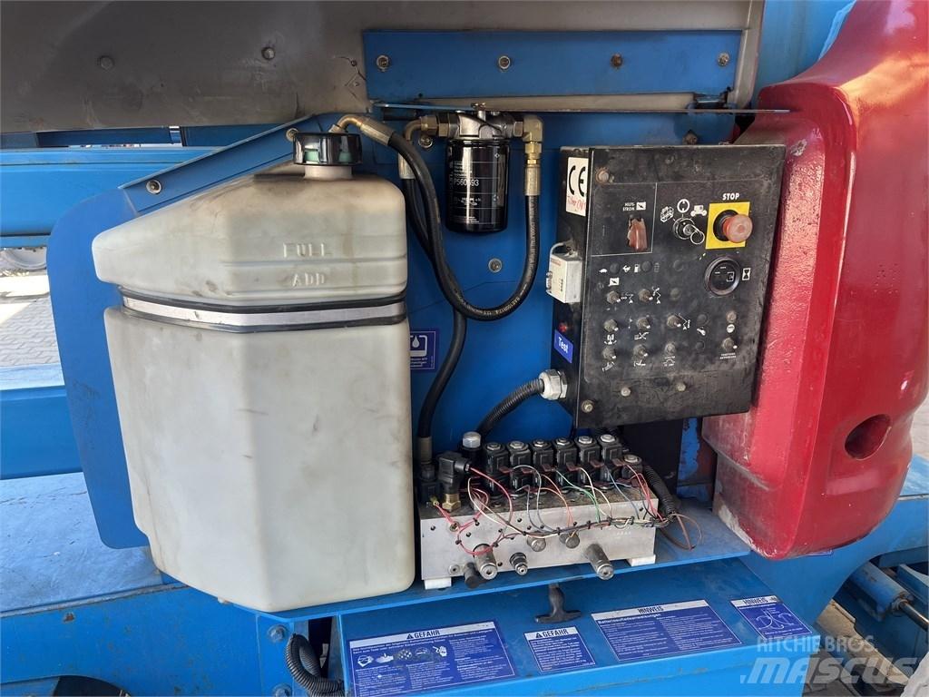 Genie Z 45/25 Съчленени стрелови подемници
