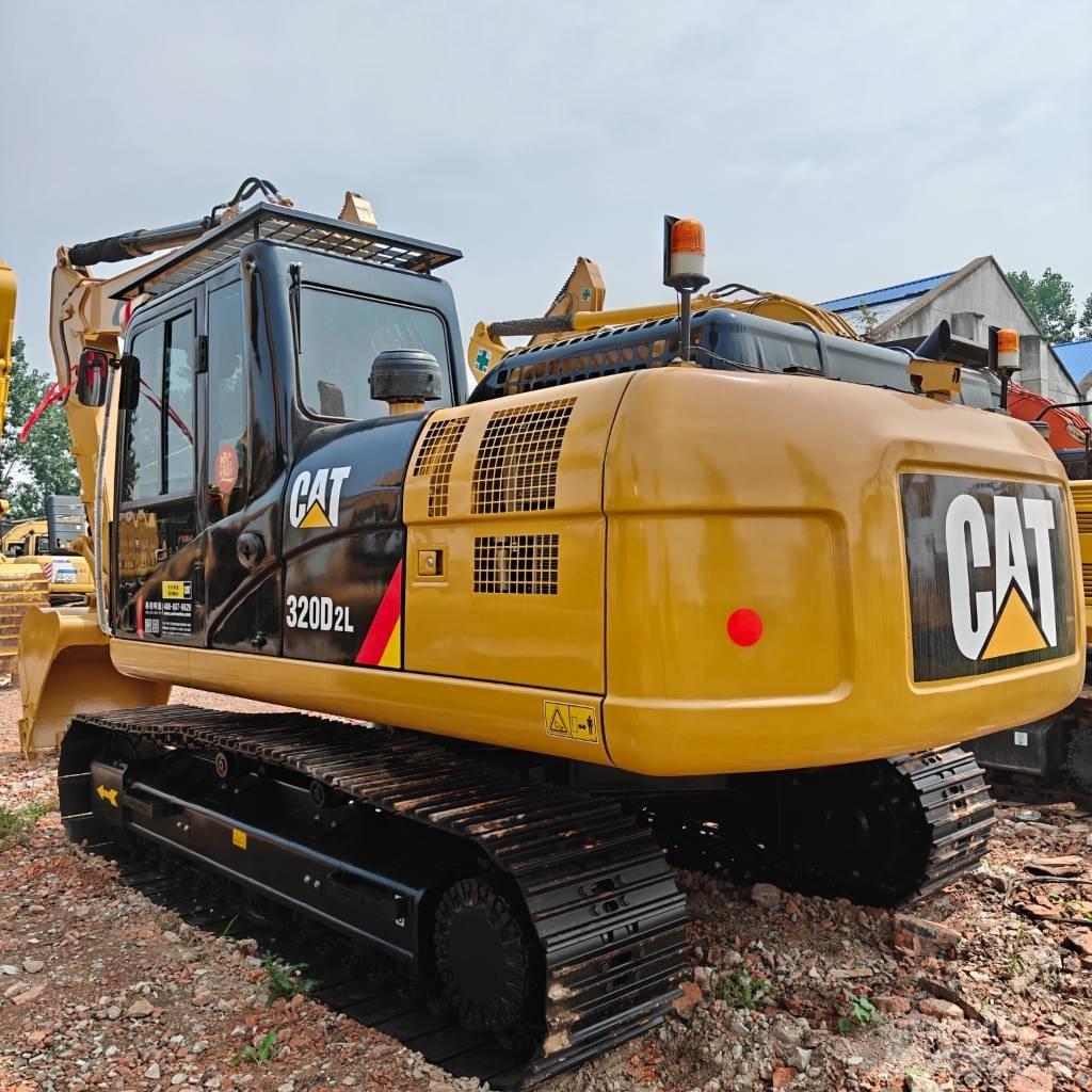 CAT 320D2L Верижен екскаватор