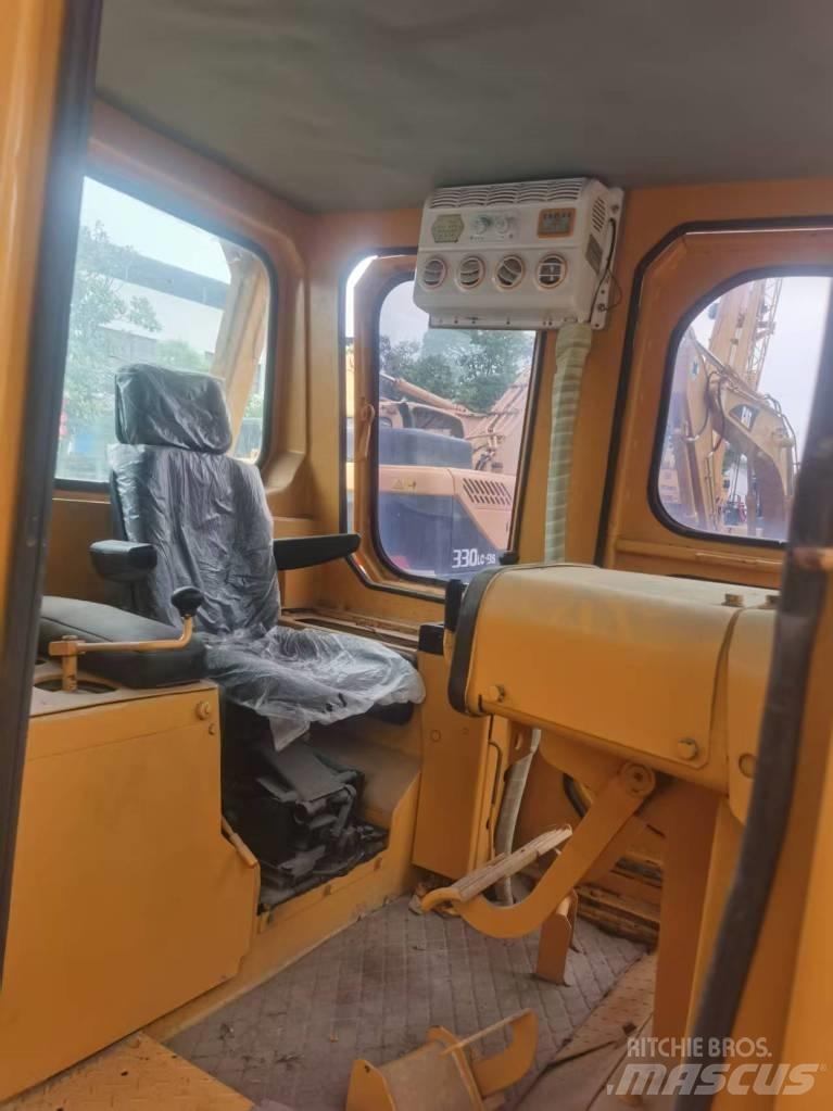CAT D 7 G Верижни булдозери
