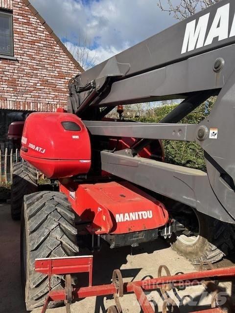 Manitou 200 ATJ Съчленени стрелови подемници