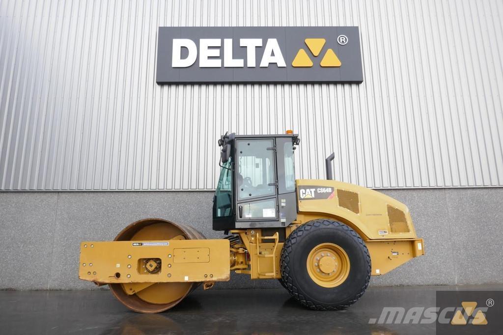 CAT CS64B Еднобарабанни ролки

