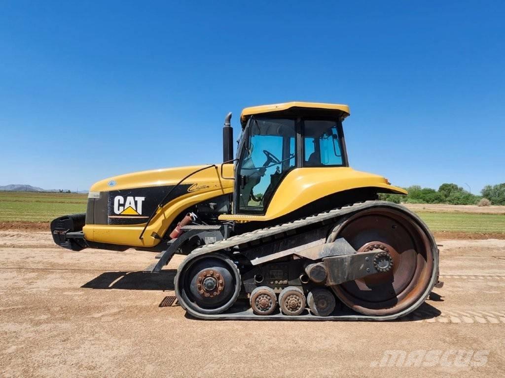 CAT CH45 Трактори