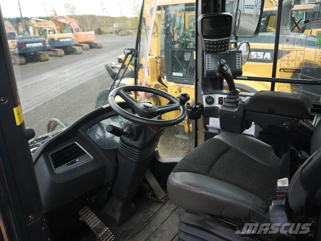 Hyundai HL955 Колесни товарачи