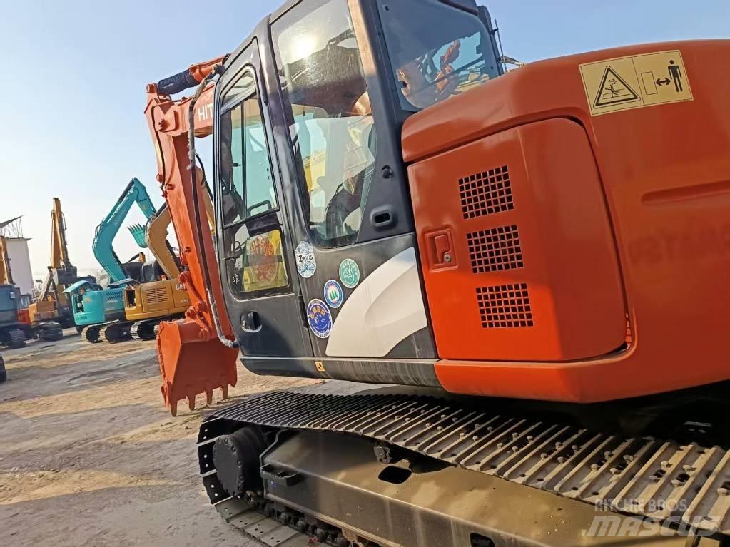 Hitachi ZX135 Верижен екскаватор