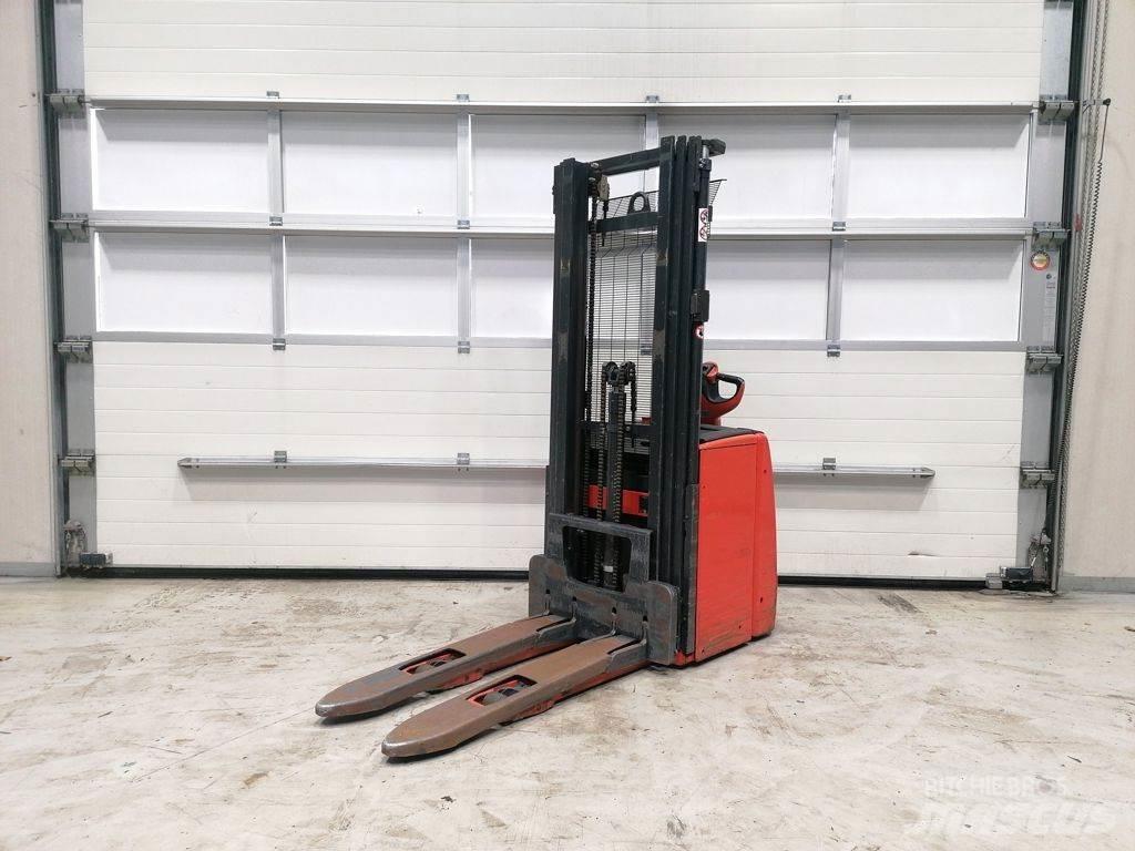 Linde L14 Колички високоповдигачи с теглич