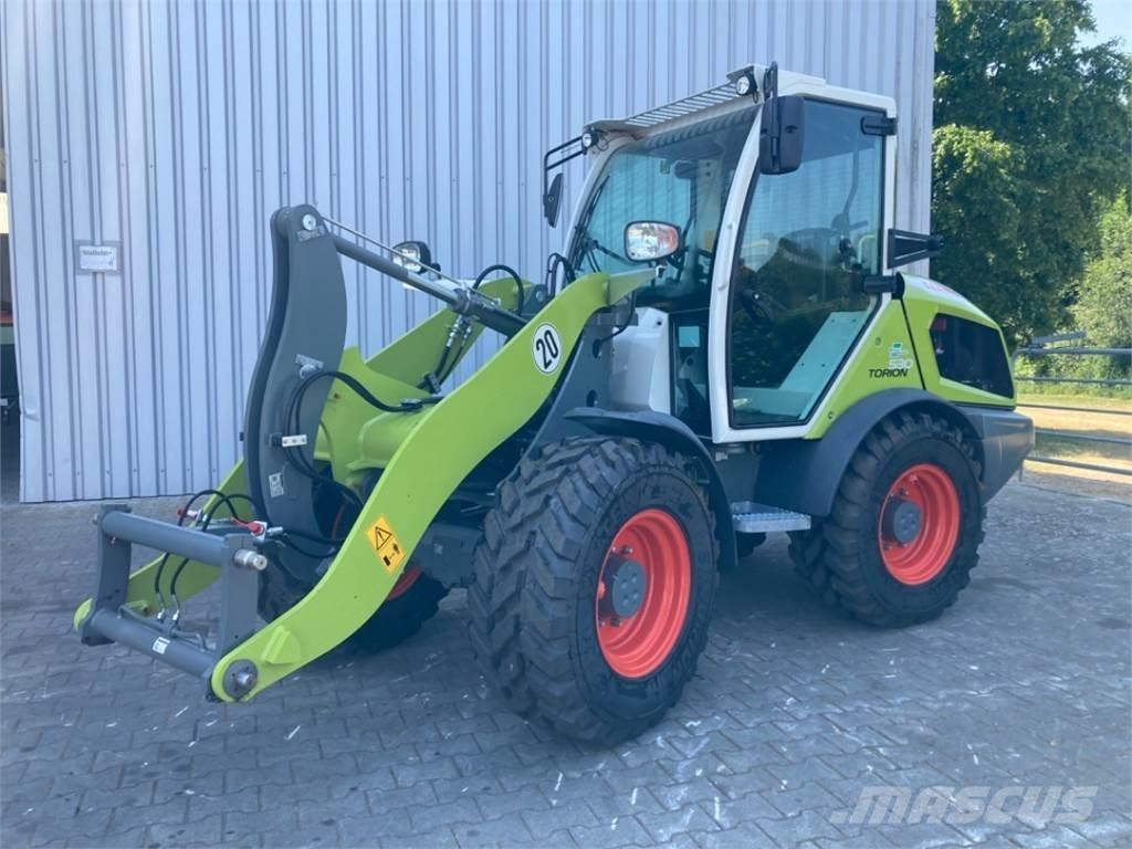 CLAAS Torion 530 Колесни товарачи