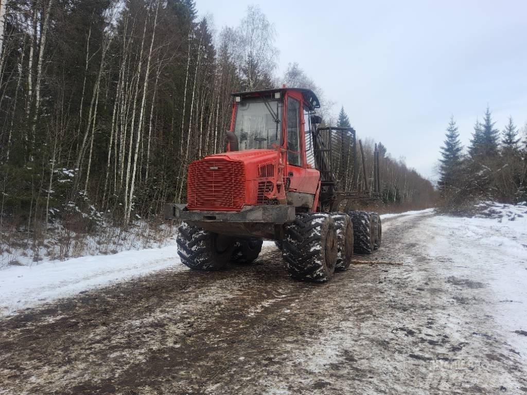 Komatsu 835 Форуардери